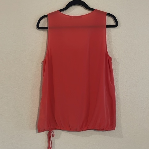 Halogen Women’s Tank Top Medium Pink 100% Silk Lightweight Tie Waist Coastal - Picture 2 of 11
